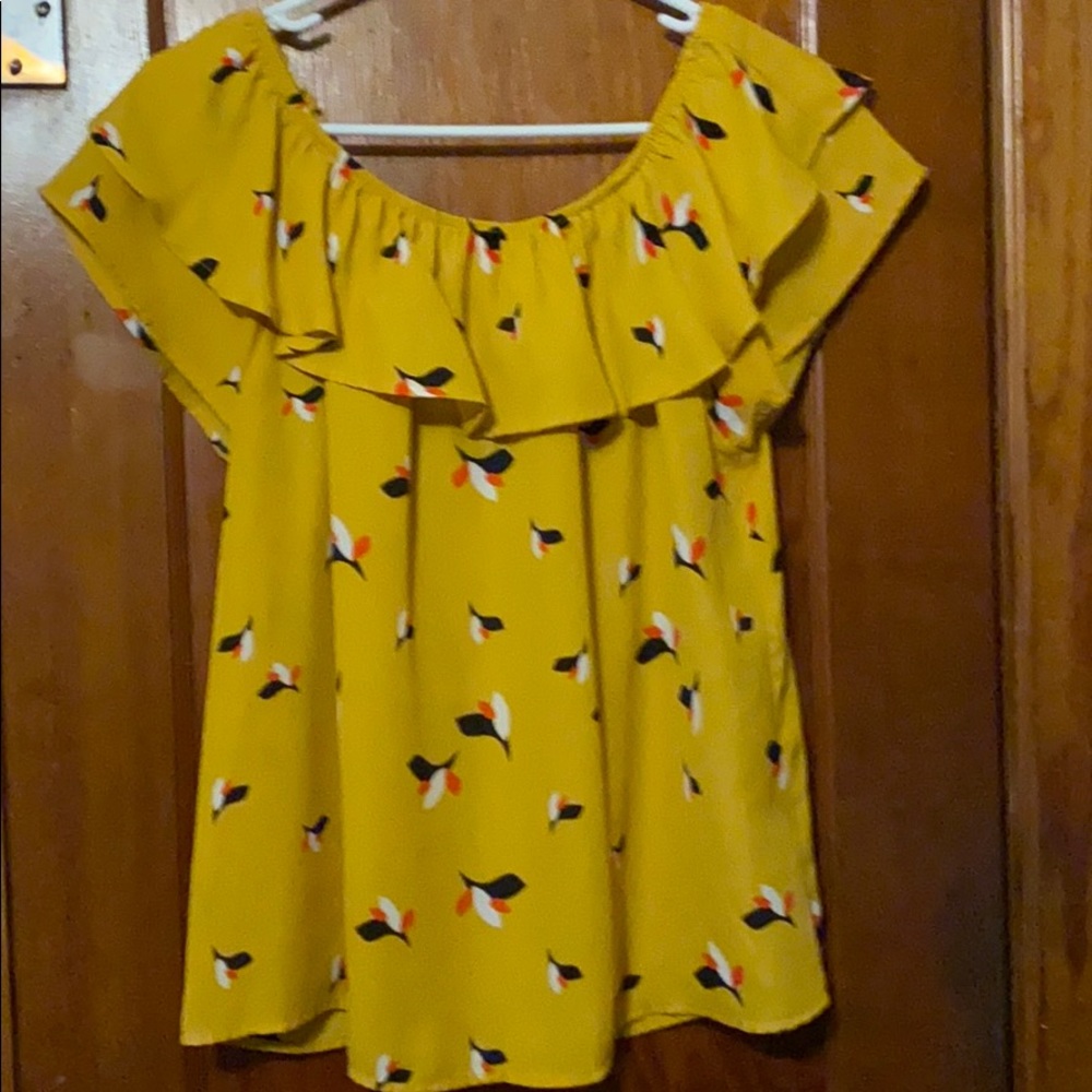 Floral pattern blouse